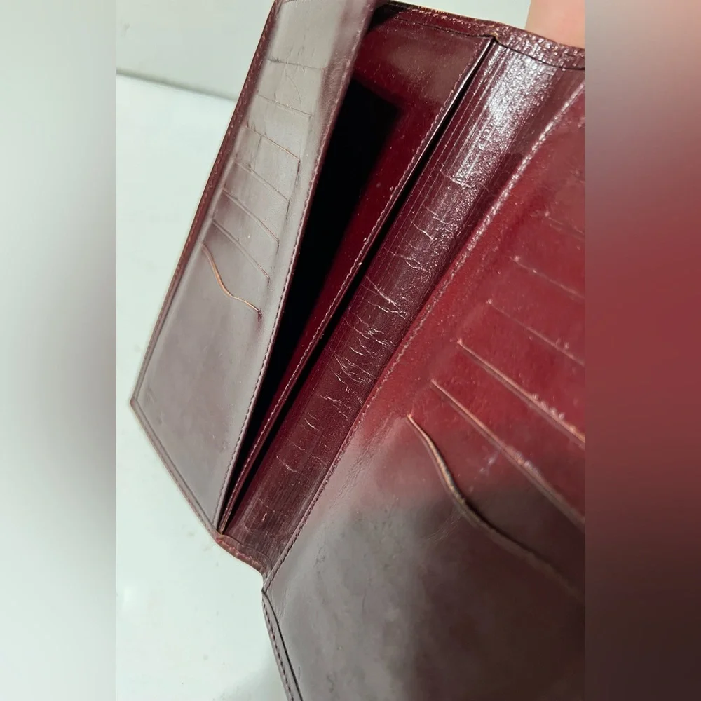 Cordovan Hide Renwick BiFold Wallet Card Holder Bi-Fold Made in Canada 7x4”